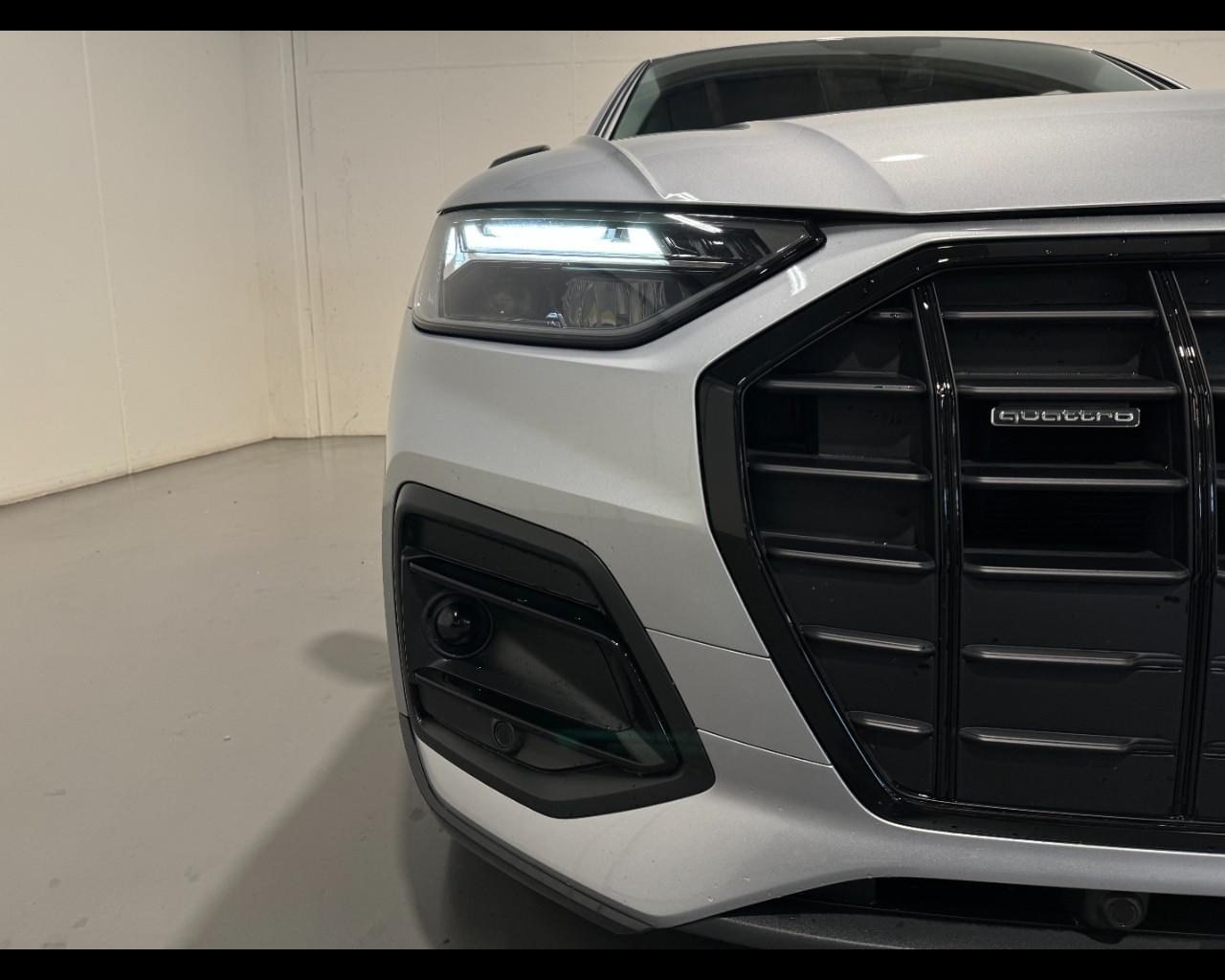 AUDI Q5 40 TDI MHEV QUATTRO S-TRONIC BUSINESS ADVANCED