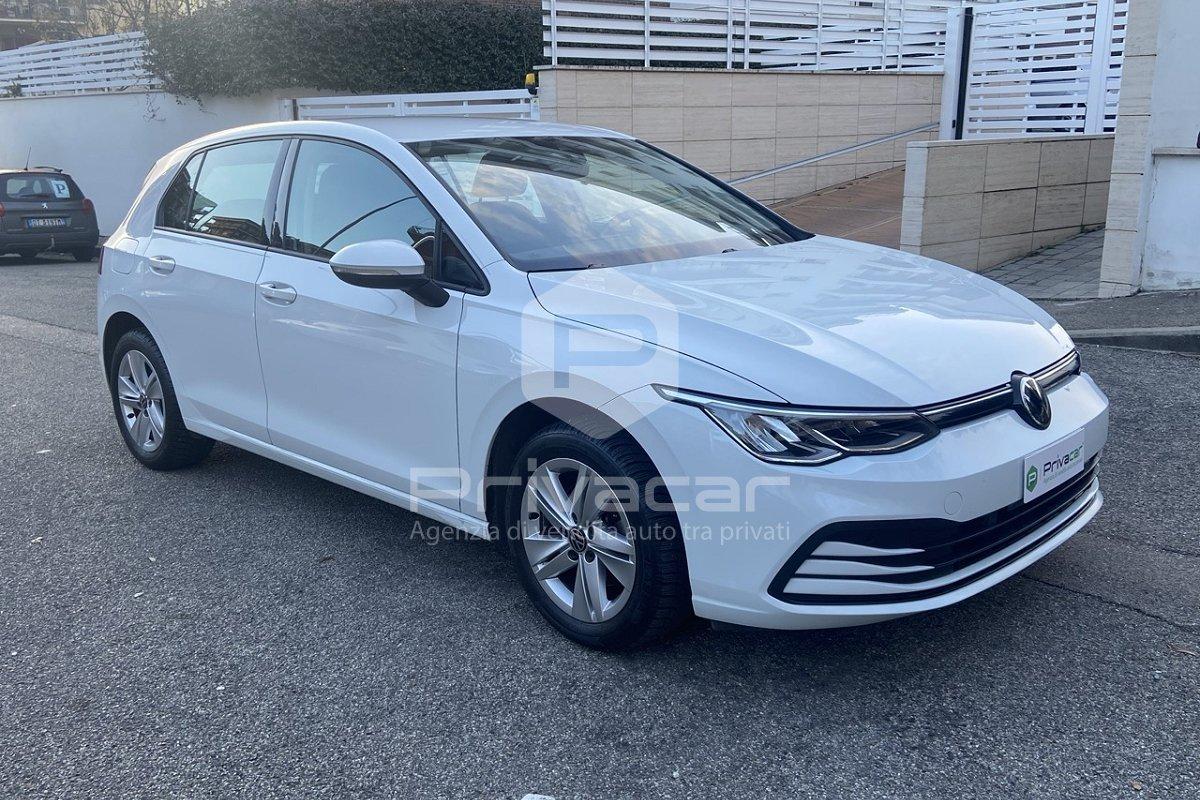 VOLKSWAGEN Golf 1.0 eTSI EVO DSG Life