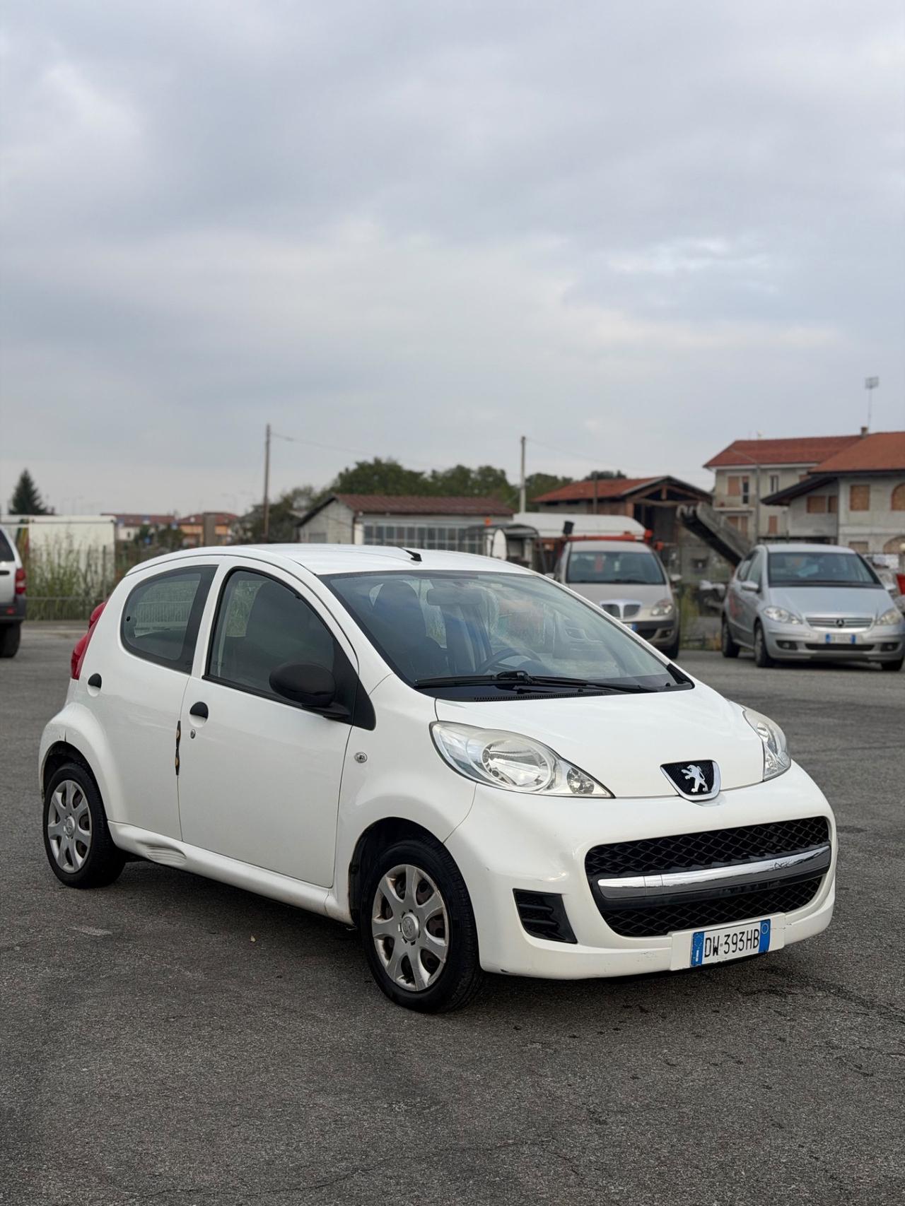 Peugeot 107 1.0 68CV 5p. Sweet Years