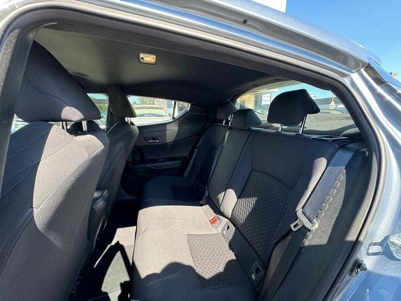 Toyota C-HR 1.8H (122CV) E-CVT Active