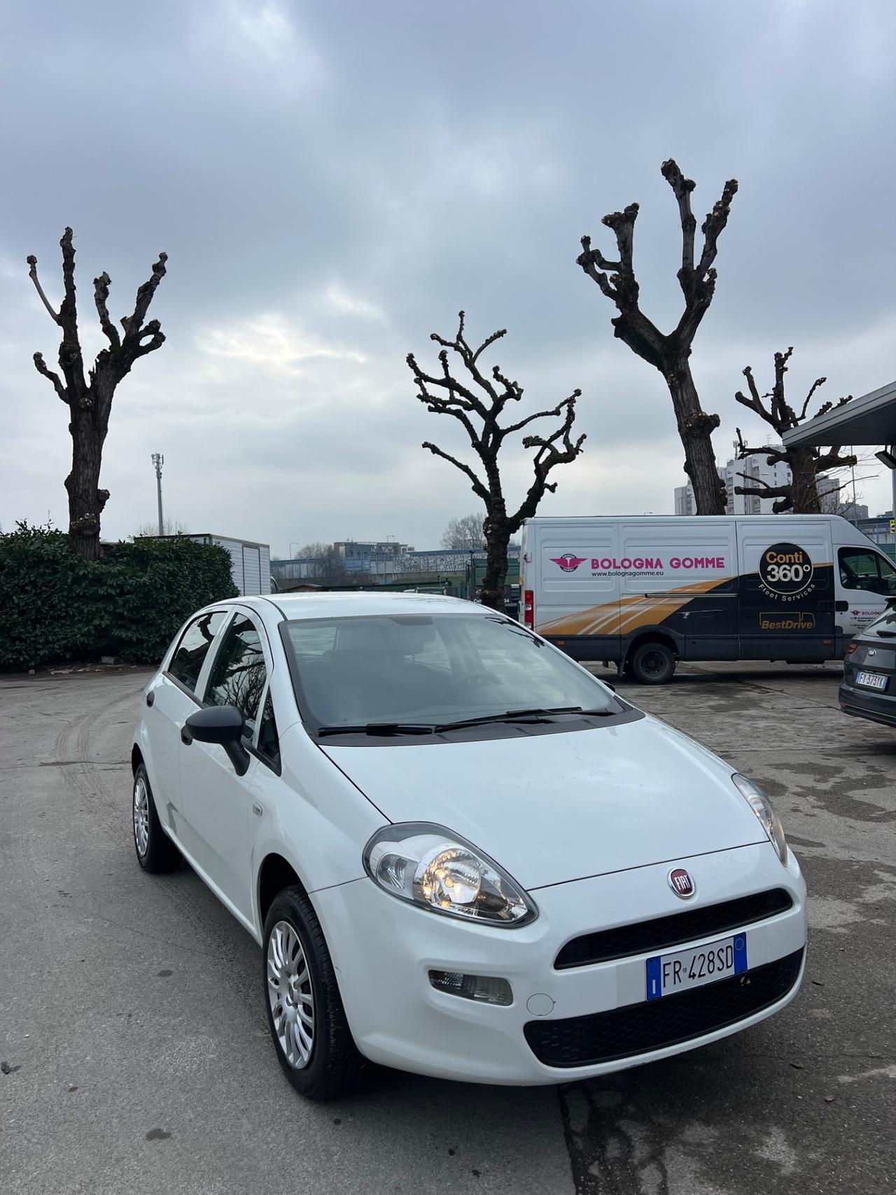 Fiat Punto 1.4 8V 5 porte Natural Power Street