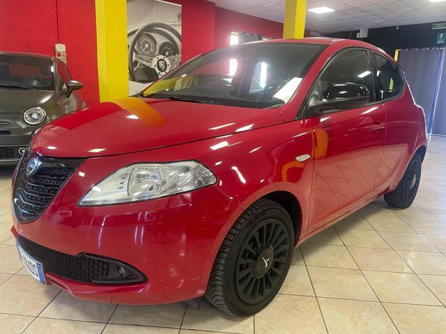 LANCIA Ypsilon 1.2 69 CV 5 porte *ok guida neo patentati*