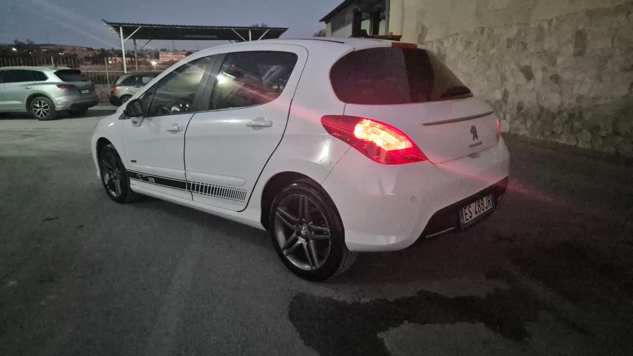 Peugeot 308 1.6 e-HDi 115 CV Stop&Start Active allestimento SPORTIUM