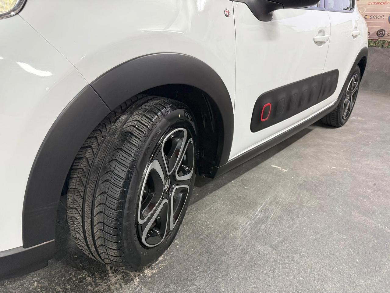 Citroen C3 PureTech 82 Shine Bicolore