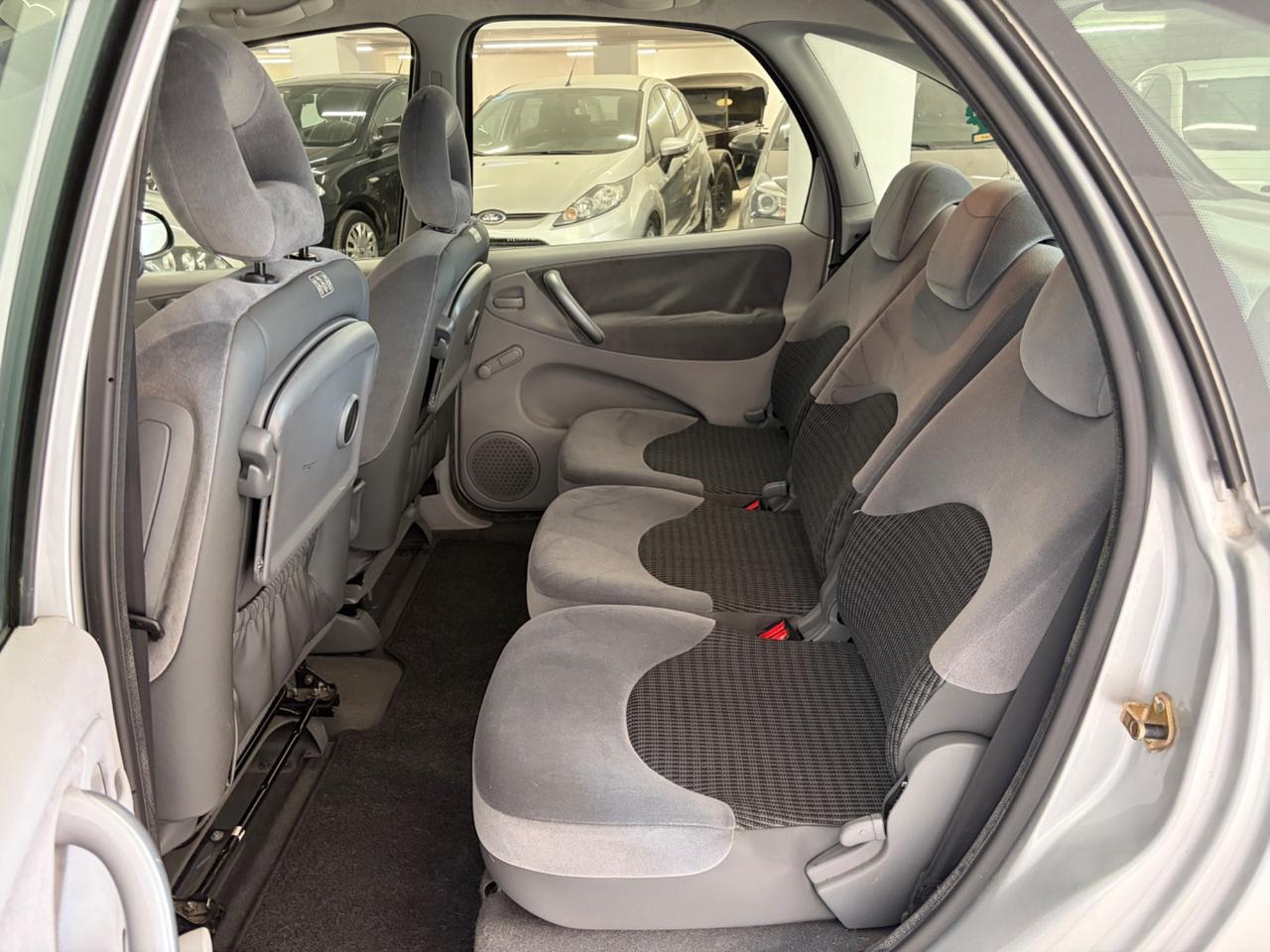 Citroen Xsara Picasso 1.6 16V Exclusive Nuova !