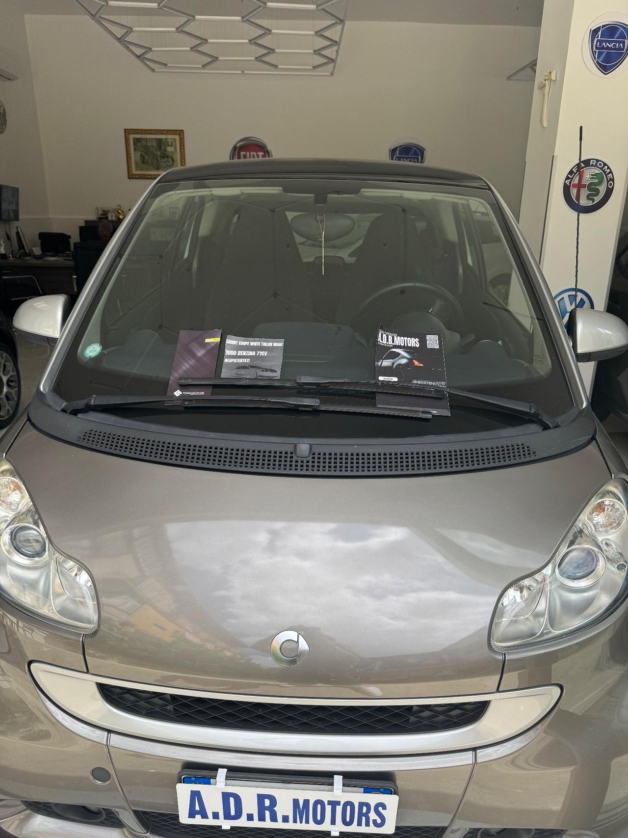 Smart ForTwo 1000 52 kW MHD COUPE WHITE TAILOR MADE