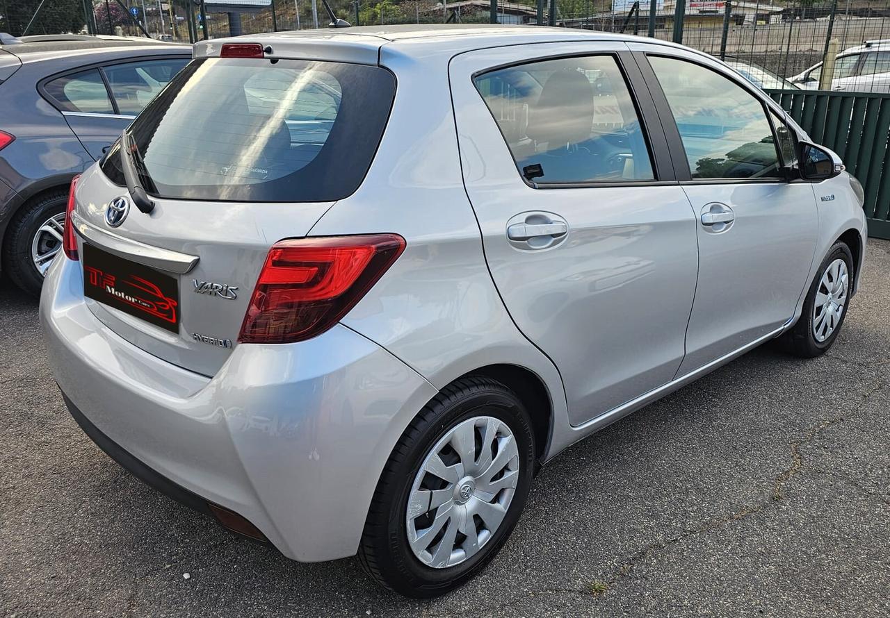 Toyota Yaris 1.5 Hybrid 5 porte Active