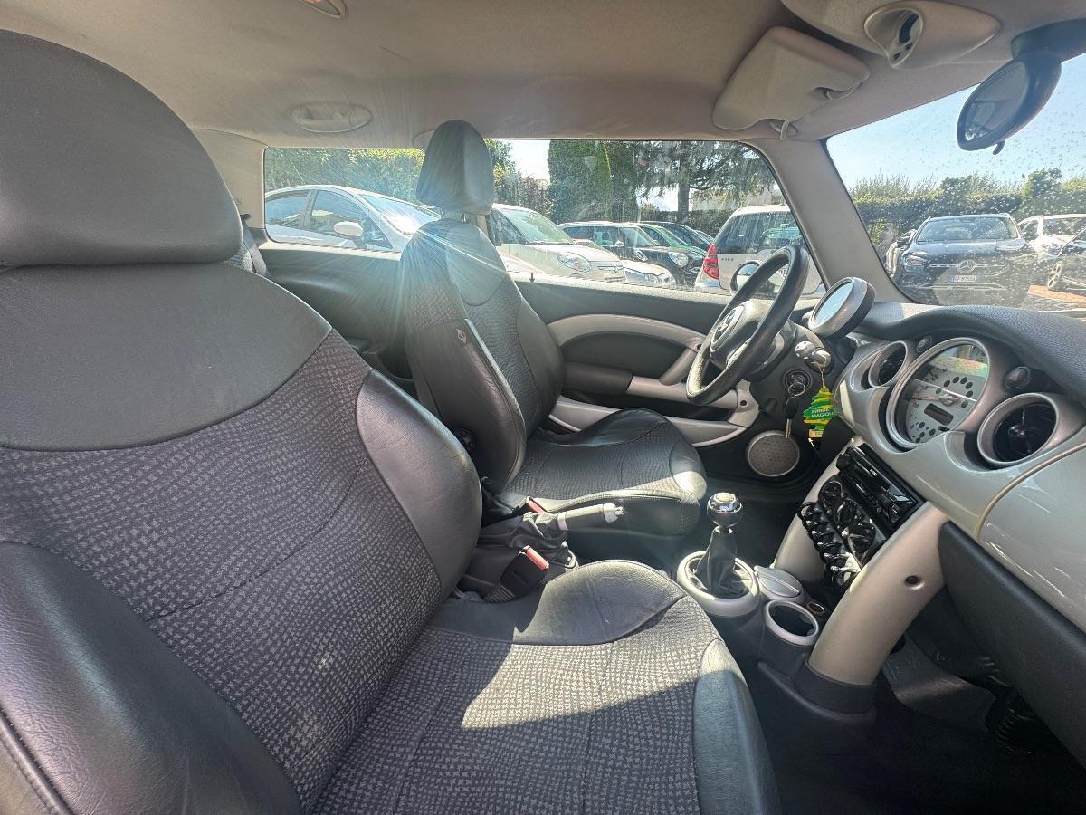 MINI 1.6 16V Cooper bellissima