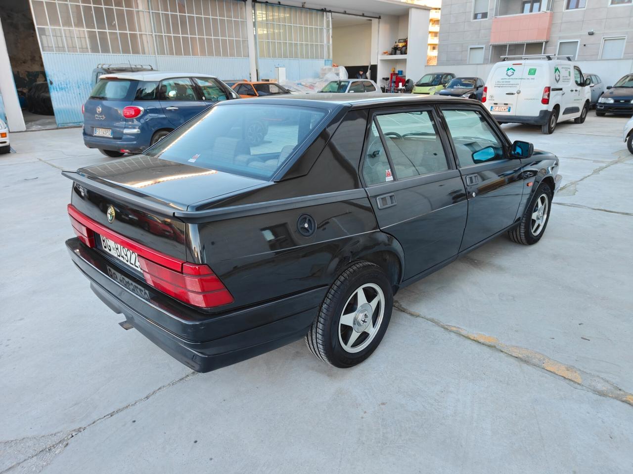 Alfa Romeo 75 motore nuovo