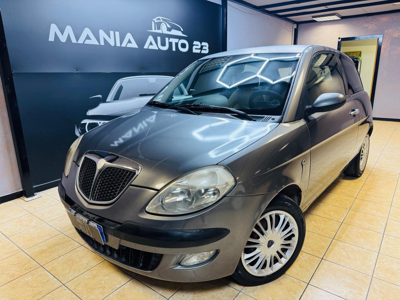 Lancia Ypsilon 1.3 Multijet 16V Platino*NEOPATENTATI*