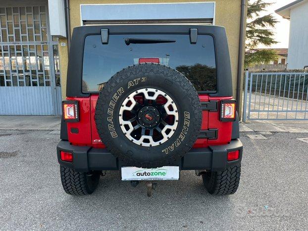 Jeep wrangler unlimited sahara 2.8 200cv