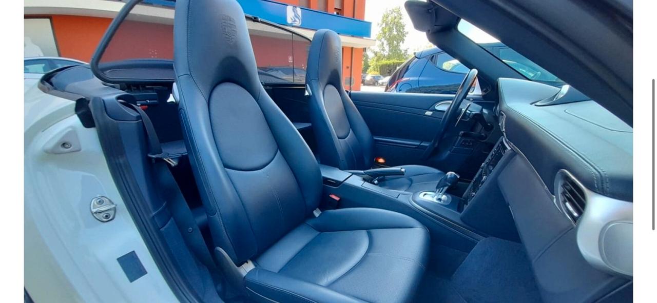 Porsche 997 Carrera 4S Cabriolet