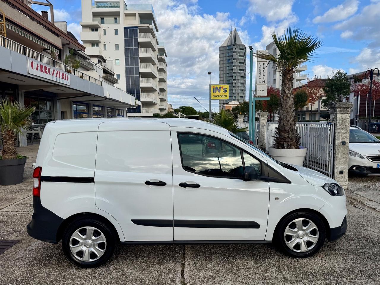 Ford Transit Courier 1.5 TDCi 75CV (PERMUTO)