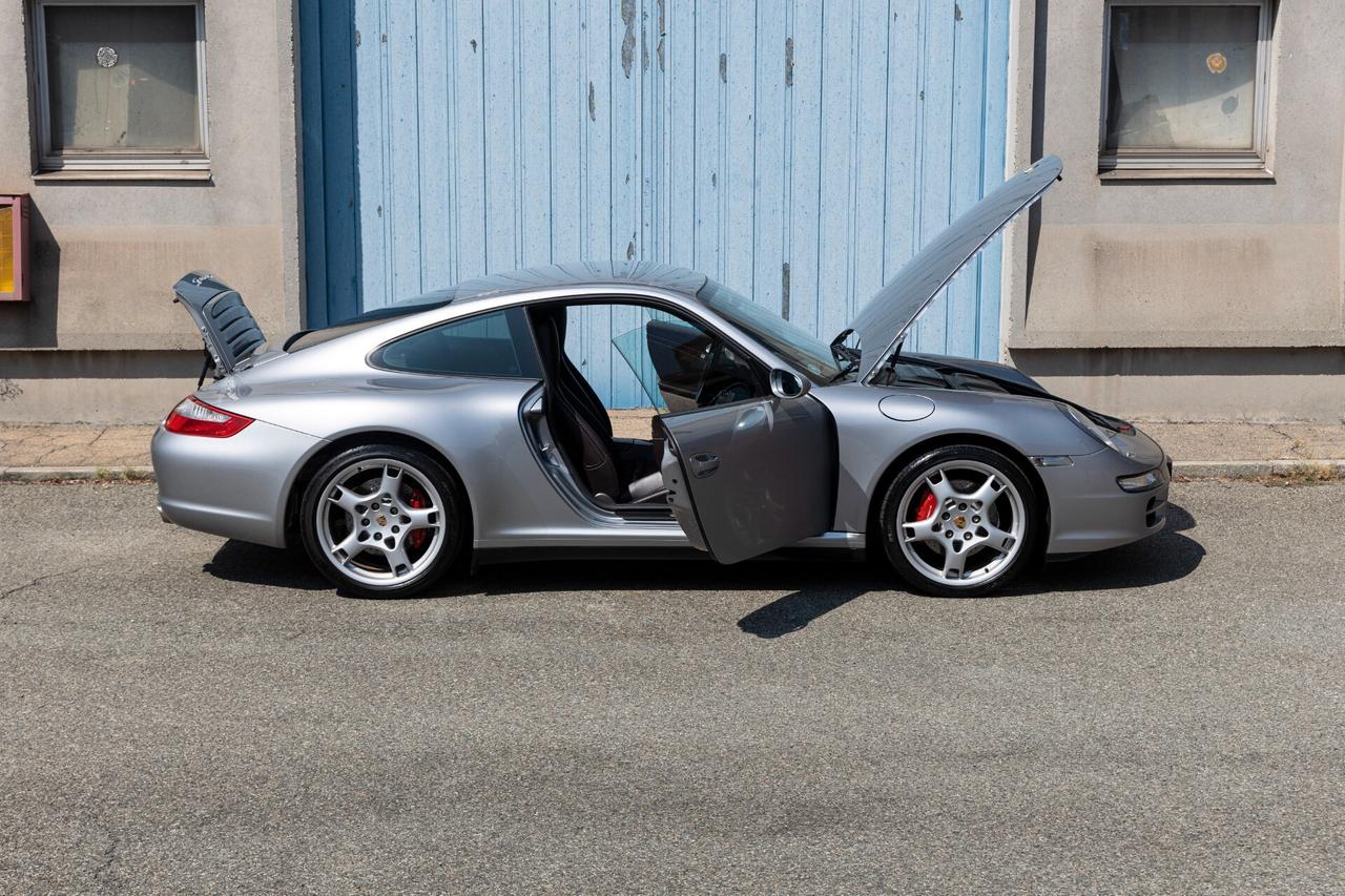 Porsche 911 Carrera 4S Coupé