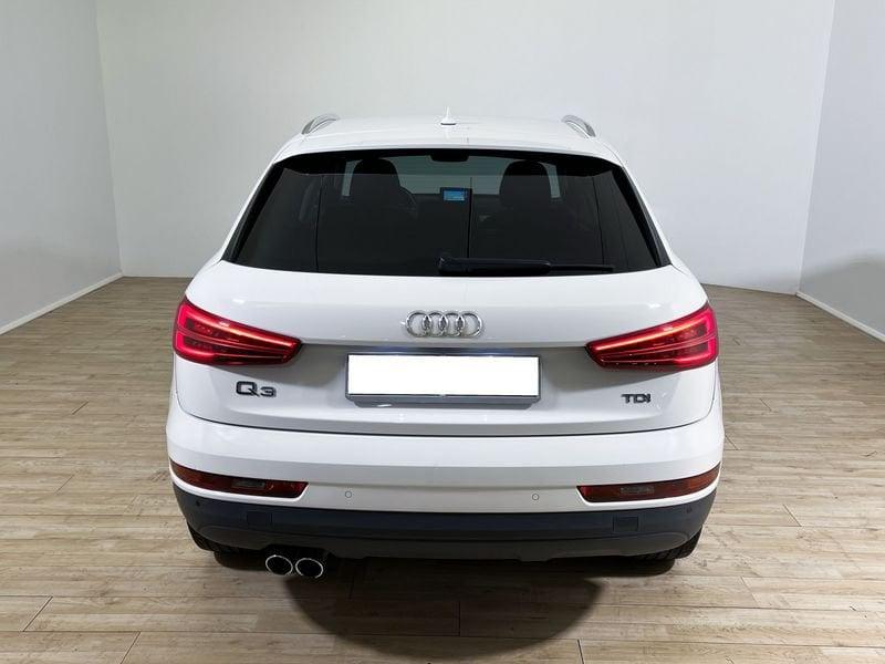 Audi Q3 2.0 TDI 150 CV Business