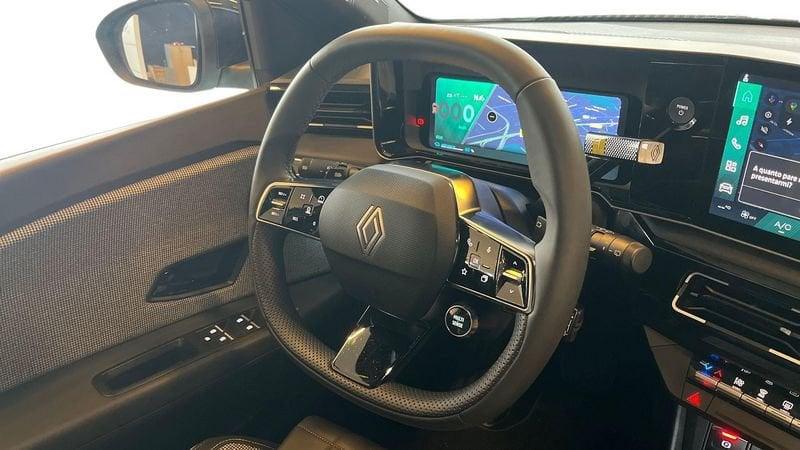 Renault 4 E-Tech Electric RENAULT iconic 150 cv comfort range