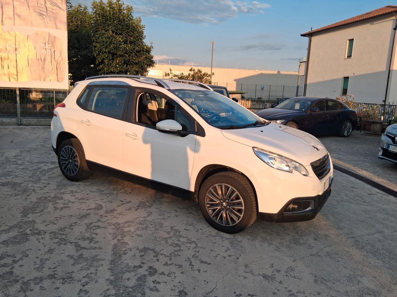 Peugeot 2008 BlueHDi