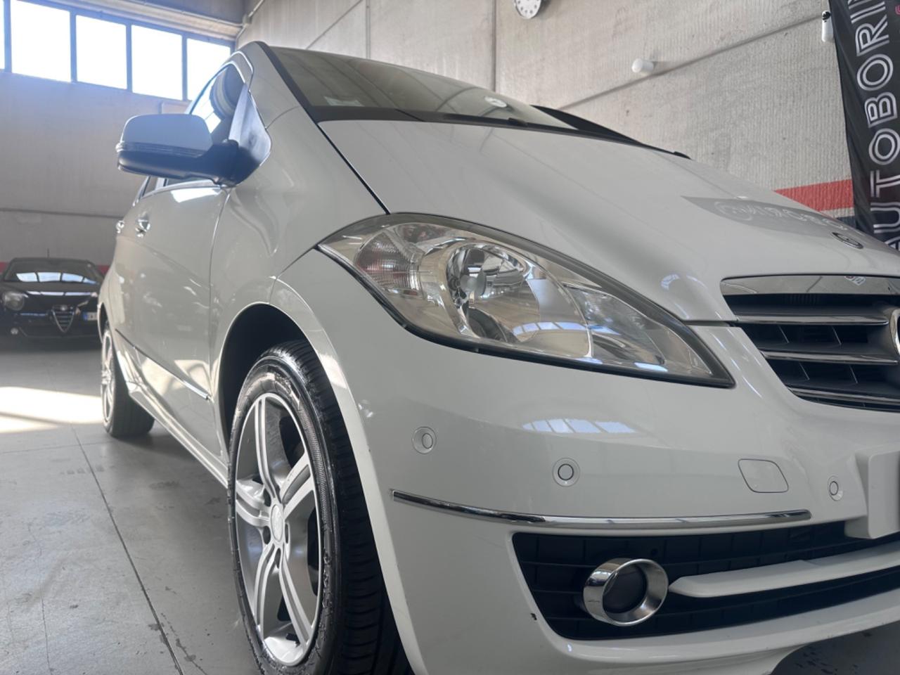 Mercedes-benz A 180 160 CDI AUTOMATIC Premium