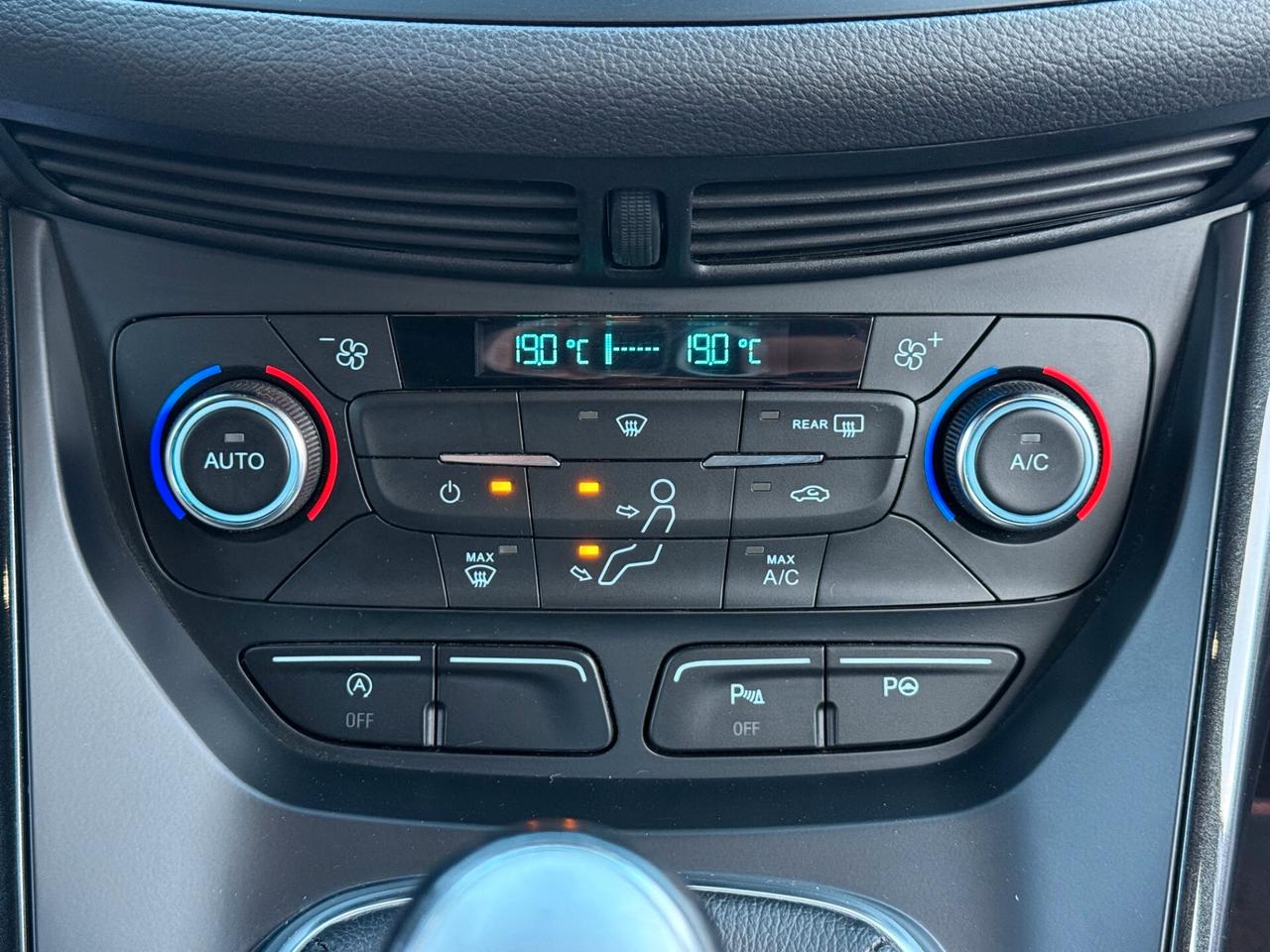 Ford Kuga 1.5 TDCI 120CV ST-Line NAVI CAMERA 2018