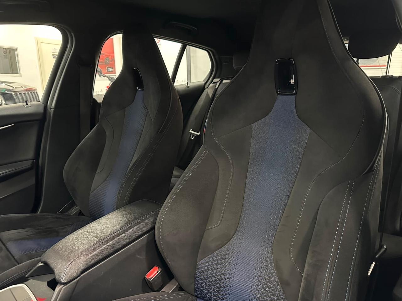 Bmw 118 118d 5p. Msport