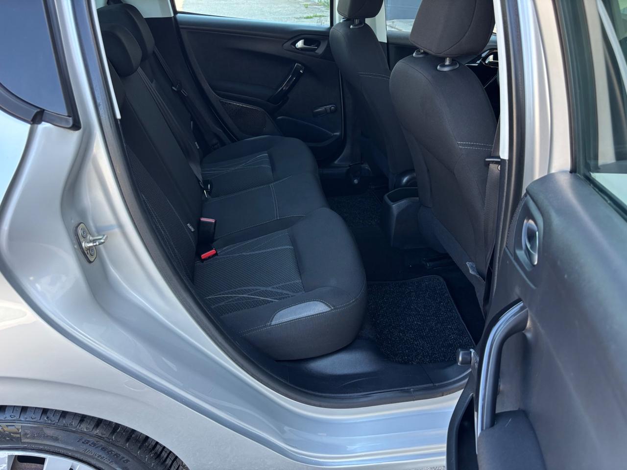 Peugeot 208 1.4 HDi. Neopatentati.Garanzia 12mesi