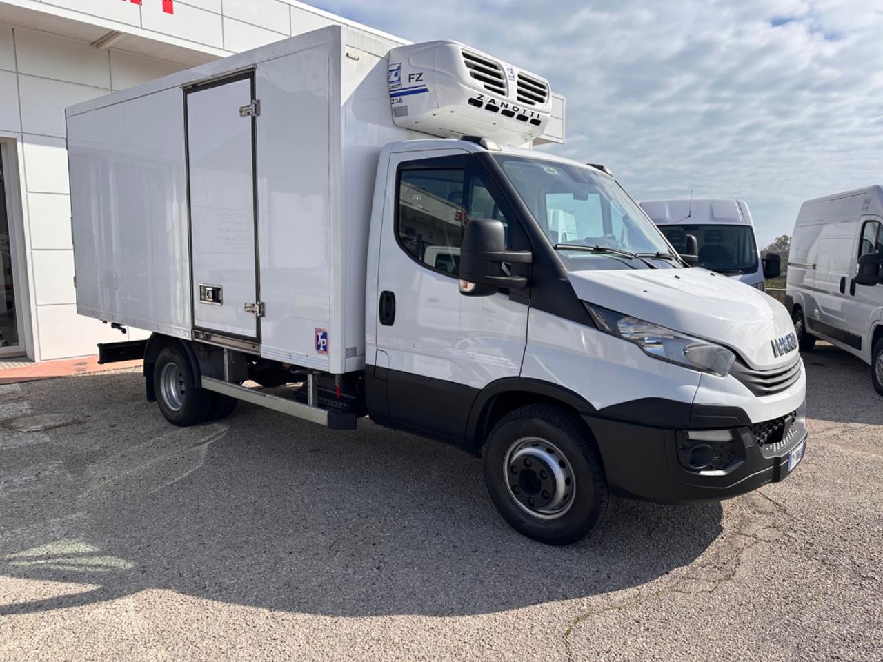 Iveco daiLy 60c18 2019 3.0 180 cv FRIGO