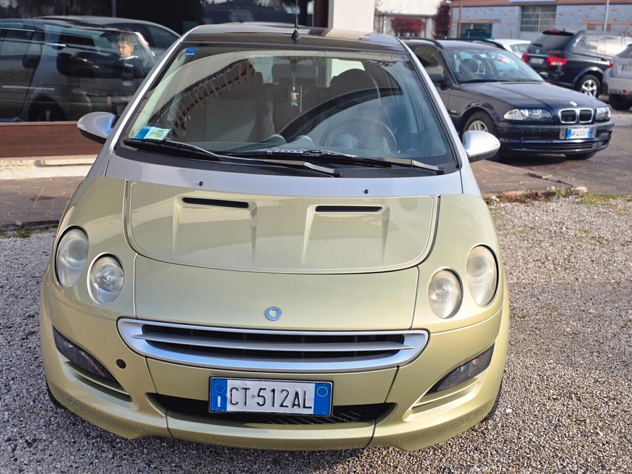 Smart ForFour 1.1 OK PER NEOPATENTATO 2005