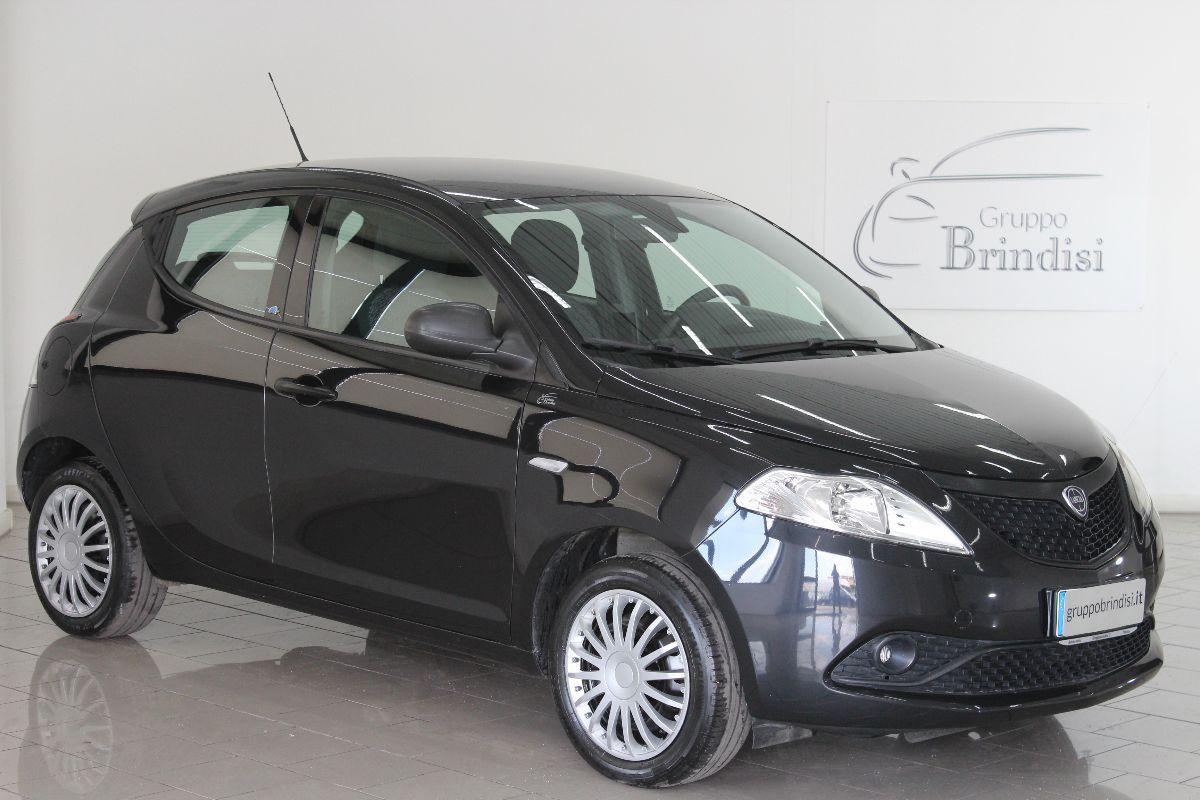 LANCIA - Ypsilon - 1.2 69 CV 5p. Gold