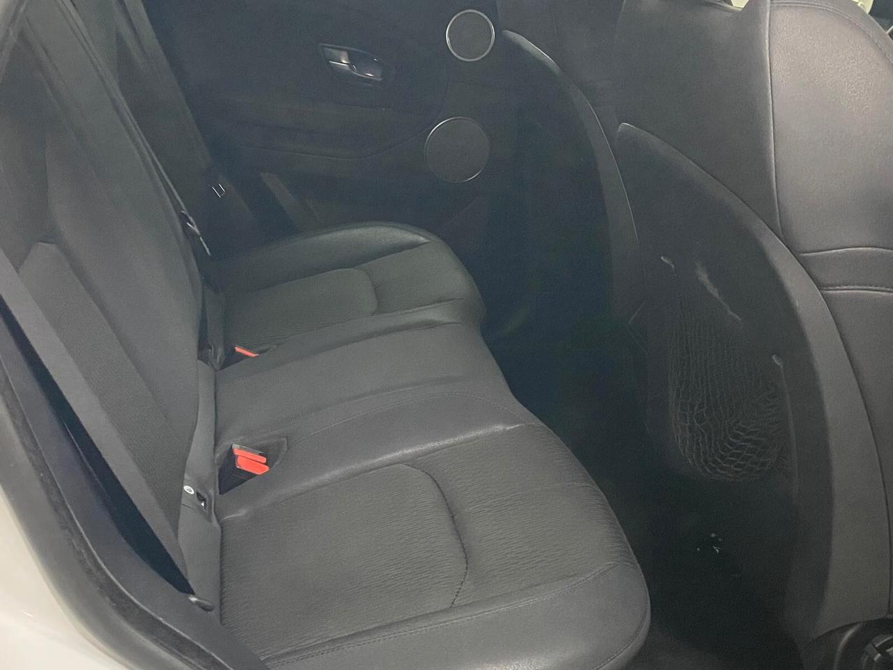 Land Rover Range Evoque 2.0 TD4 150 CV 5p. Pure