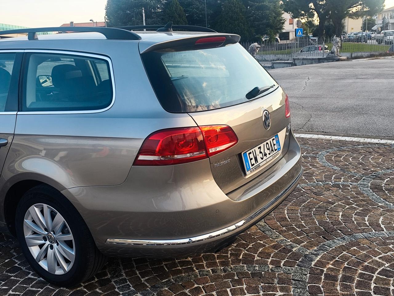 Volkswagen Passat Var. 2.0 TDI Highline BlueM.Tech.