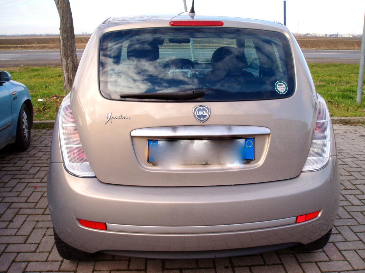 Lancia Ypsilon 1.2 Argento