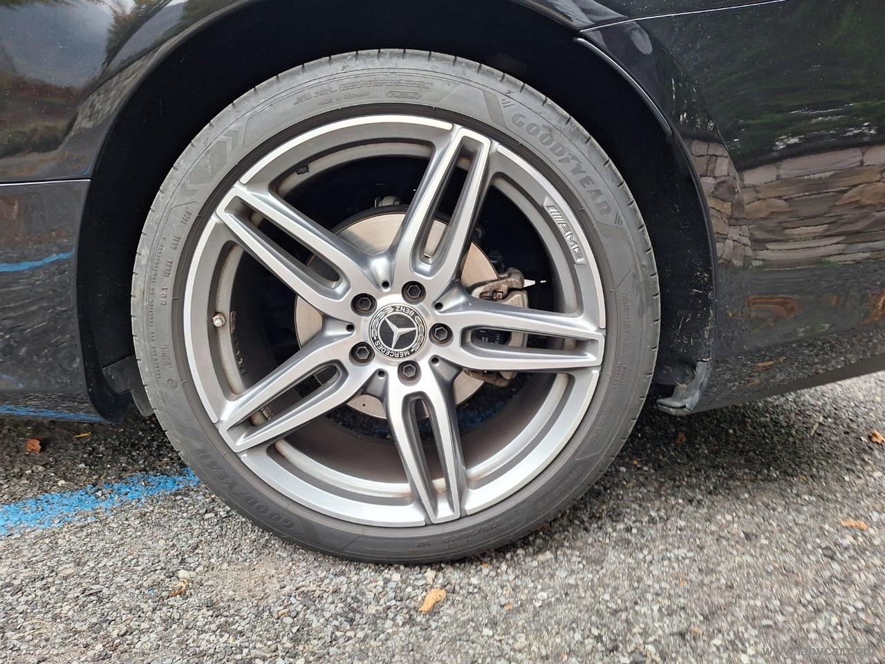 MERCEDES-BENZ E 220 d 4Matic AMG Premium TETTO CAMERA 360 MEMORIE