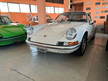 Porsche 911 Targa 2.4T Restauro totale TRATTATIVA RISERVATA