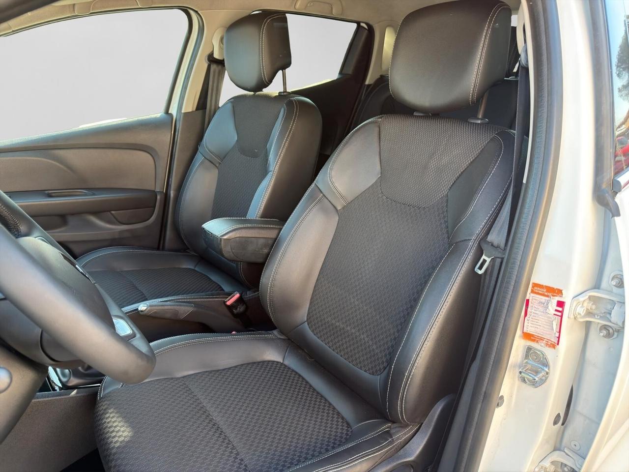 Renault Clio 0.9 GPL 90cv Duel