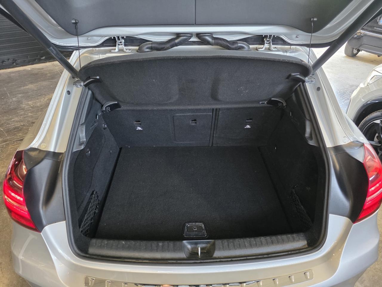 Mercedes-benz GLA 200 d 4Matic TETTO APRIBILE Premium