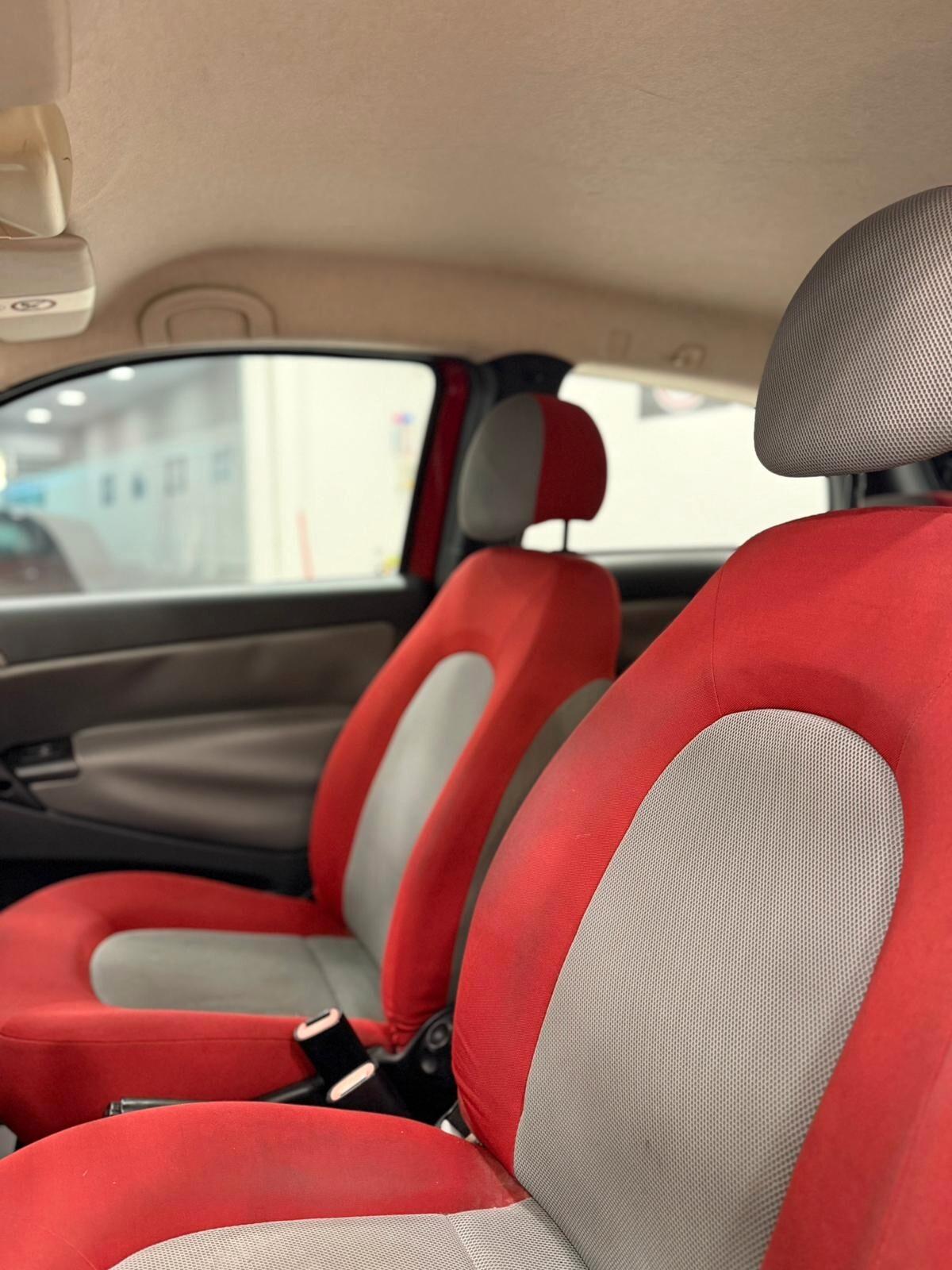 Lancia Y 1.2cc Bicolore