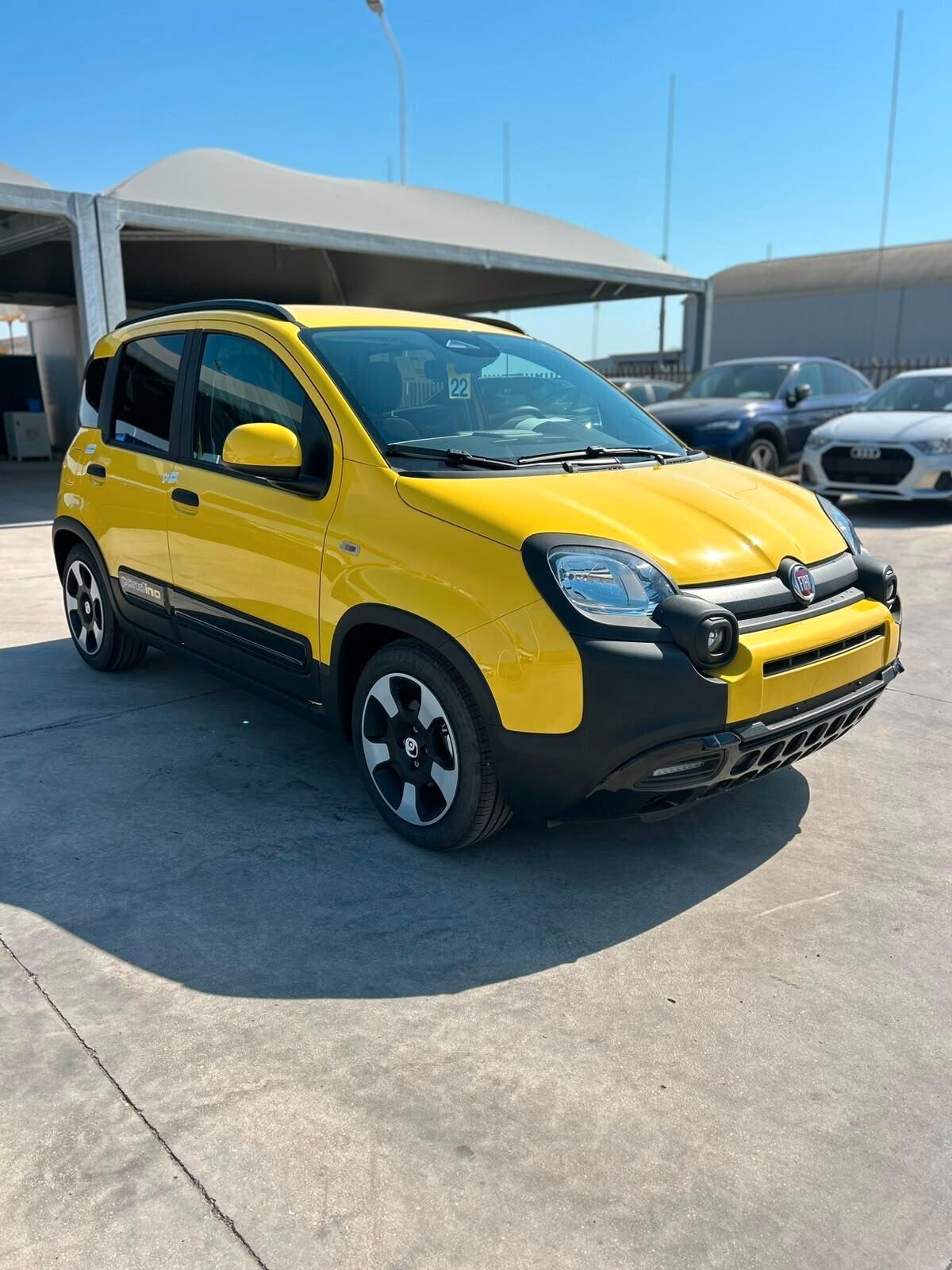 Fiat Panda Pandina 1.0 FireFly 65 CV Hybrid Cross
