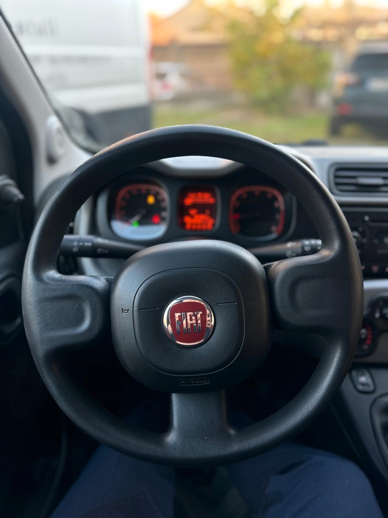 Fiat Panda 0.9 TwinAir Turbo Natural Power Lounge