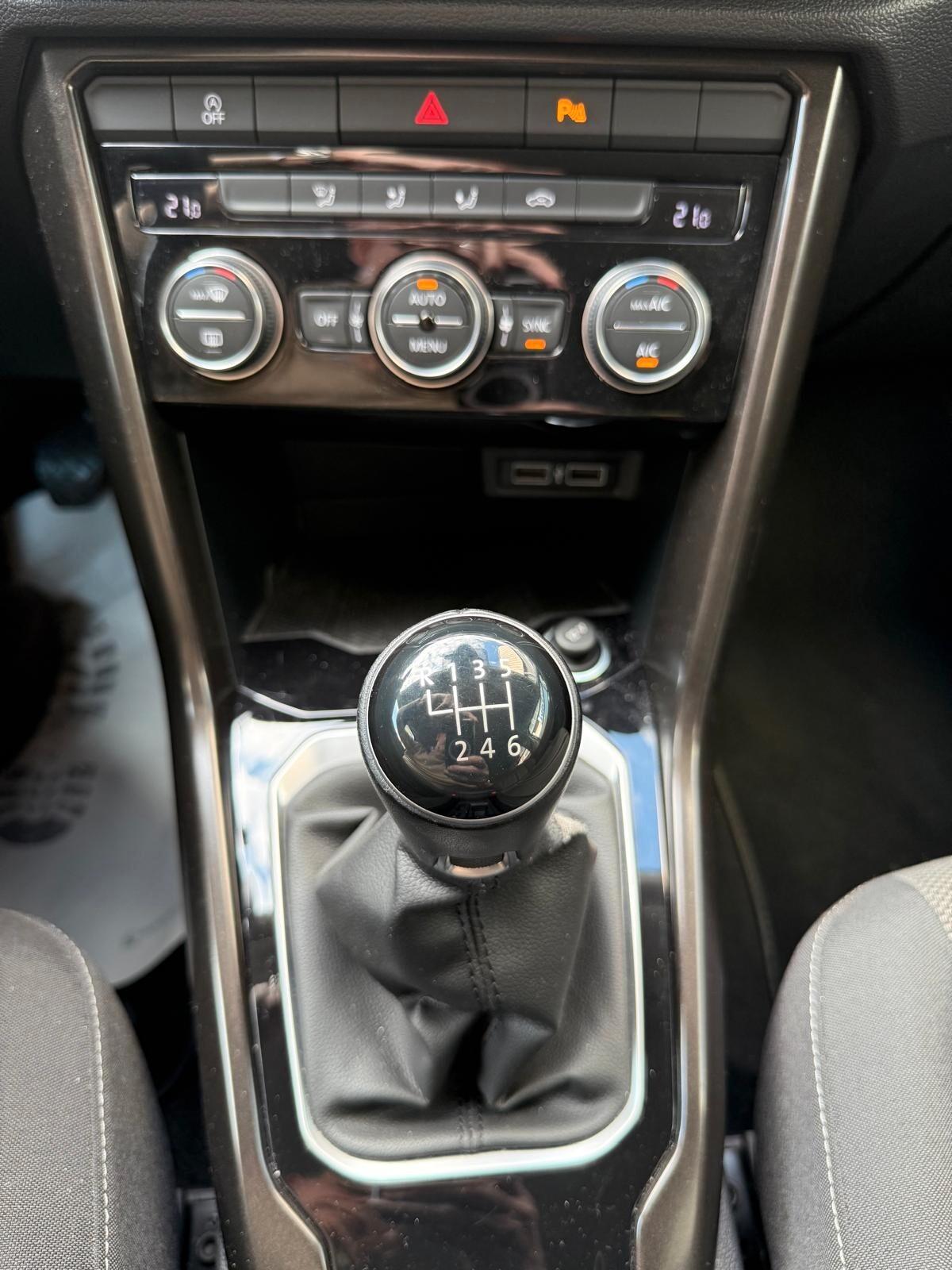 Volkswagen T-Roc 1.0 TSI 115 CV Style BlueMotion Technology ***CARPLAY/ANDROID AUTO***