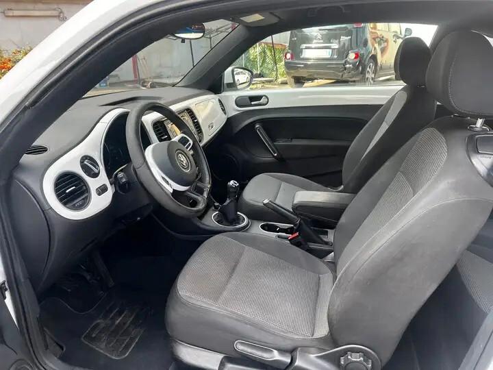 Volkswagen Maggiolino 1.6 TDI Design