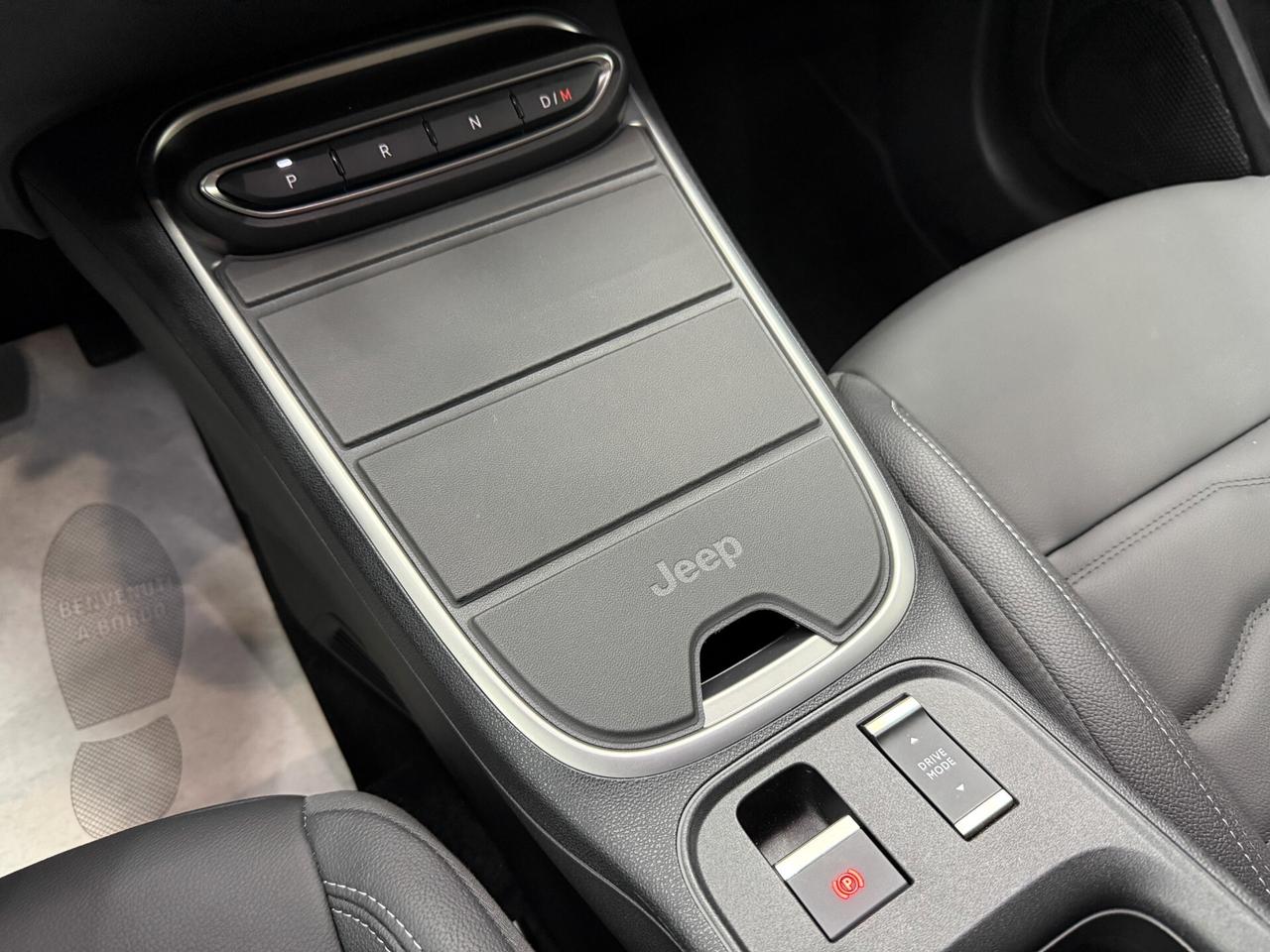 Jeep Avenger 1.2 Turbo MHEV SUMMIT