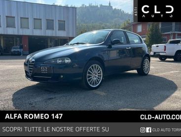 Alfa Romeo 147 147 1.9 JTD 5P MURPHYENYE