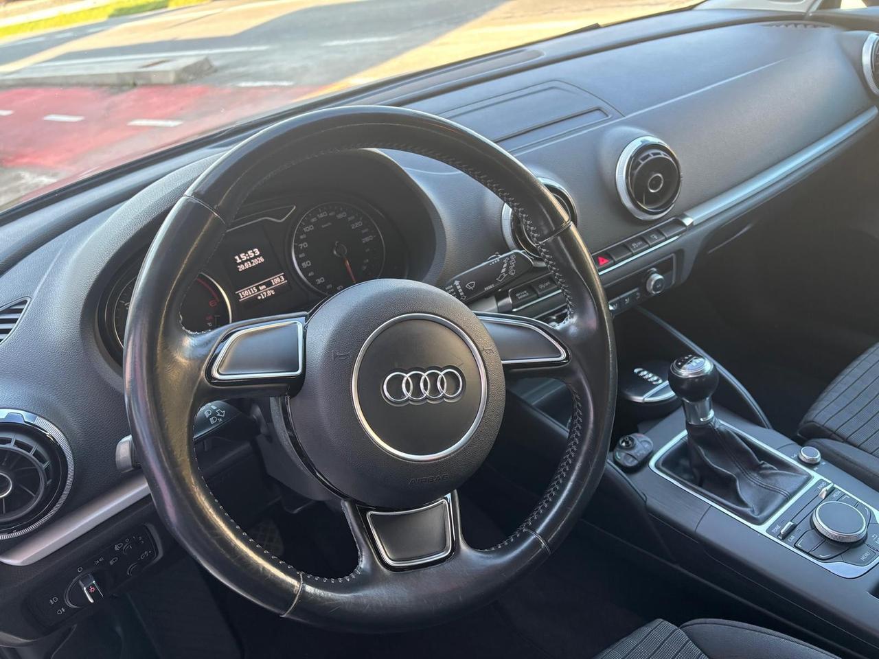 Audi A3 SPB 1.6 TDI clean diesel Ambition