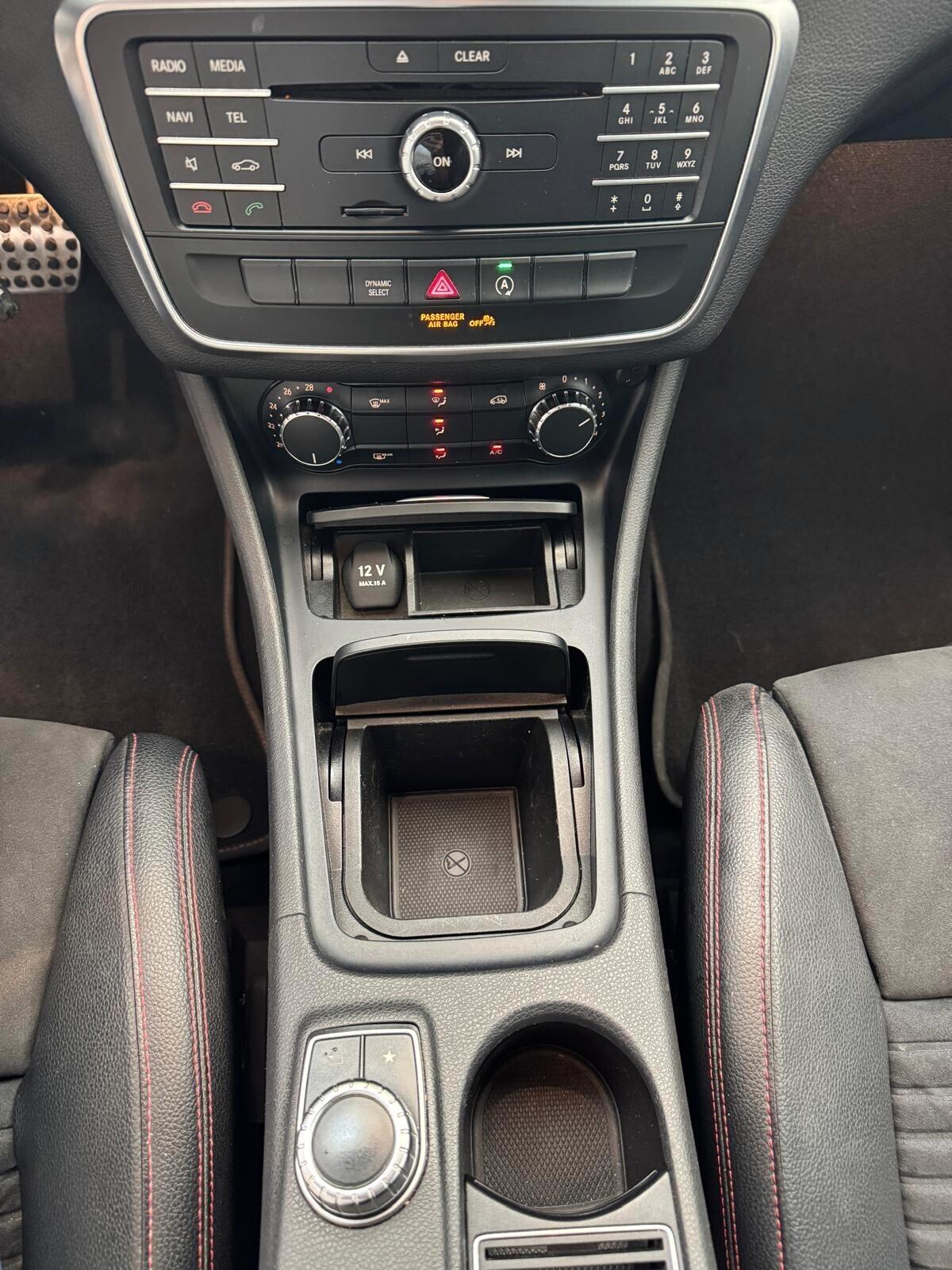 Mercedes-benz CLA 200 d S.W. Automatic Premium unicoproprietario