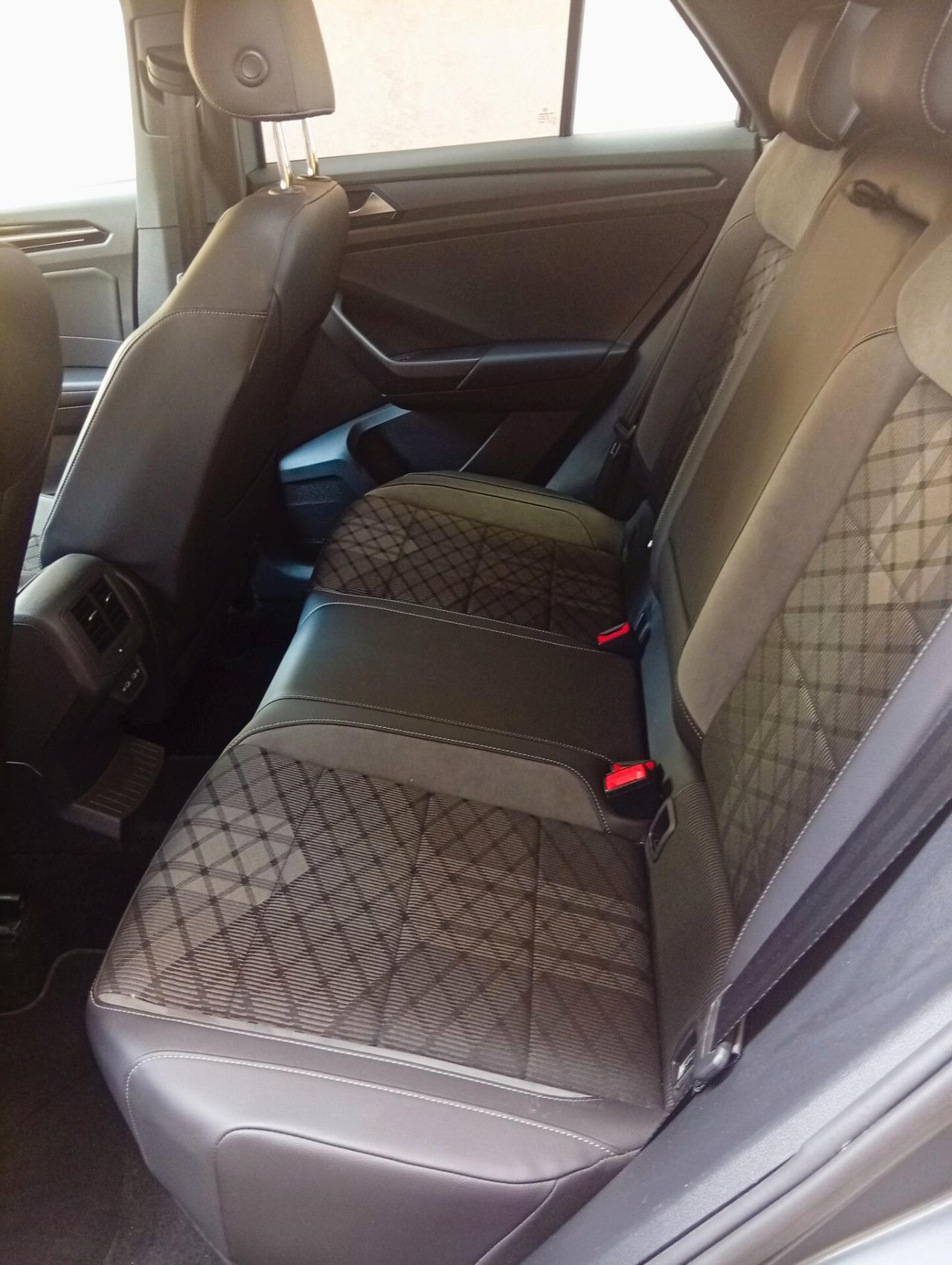 Volkswagen T-Roc 1.0 TSI Business BlueMotion Technology