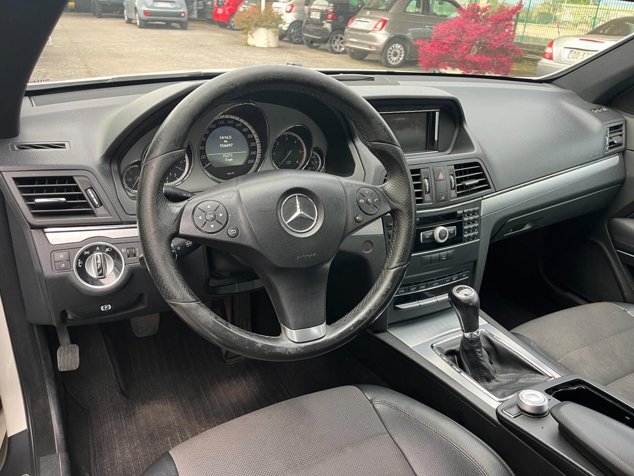 Mercedes-benz E 220 200 CDI Sport