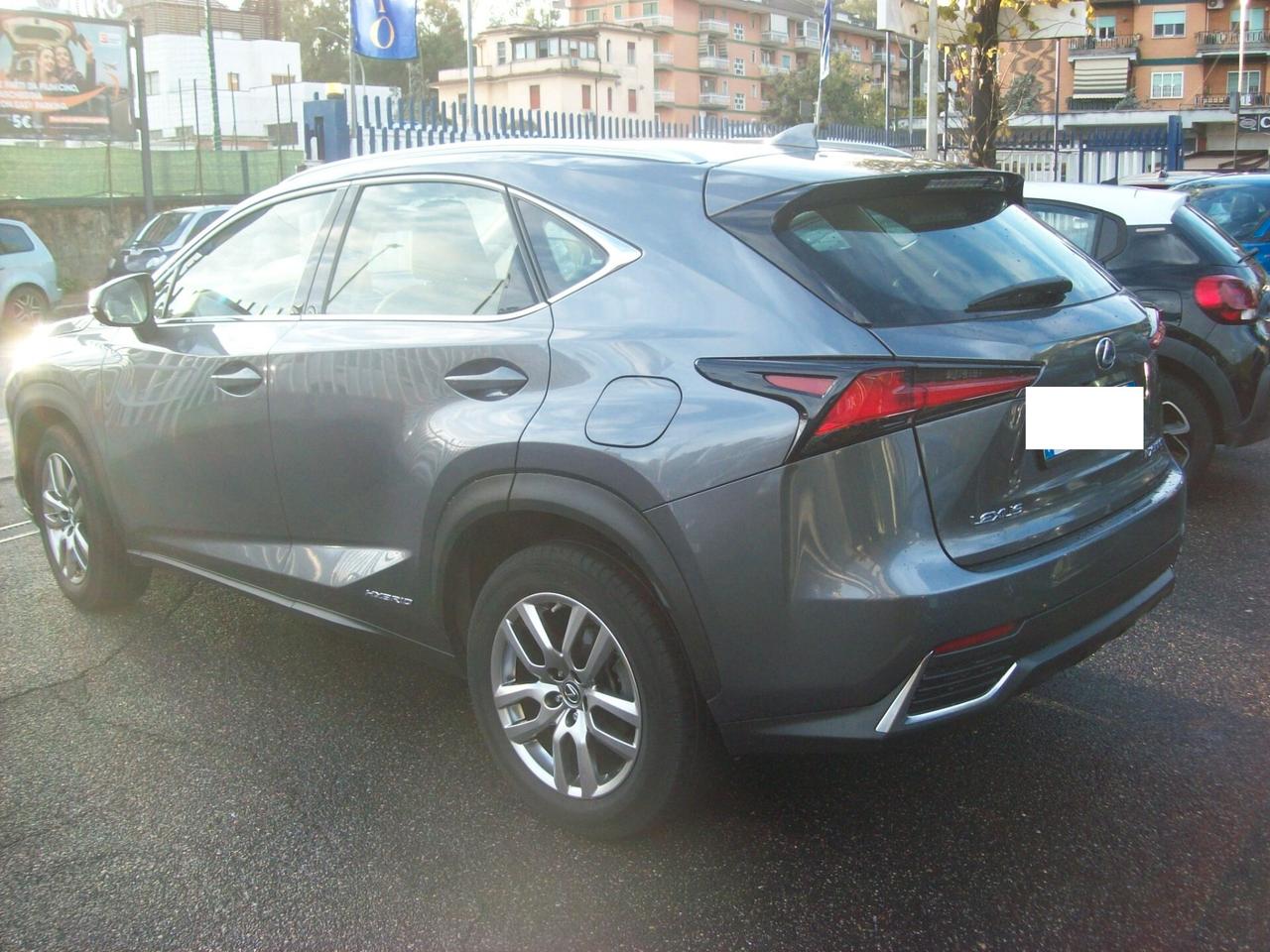 Lexus NX 300h Hybrid 4WD Business