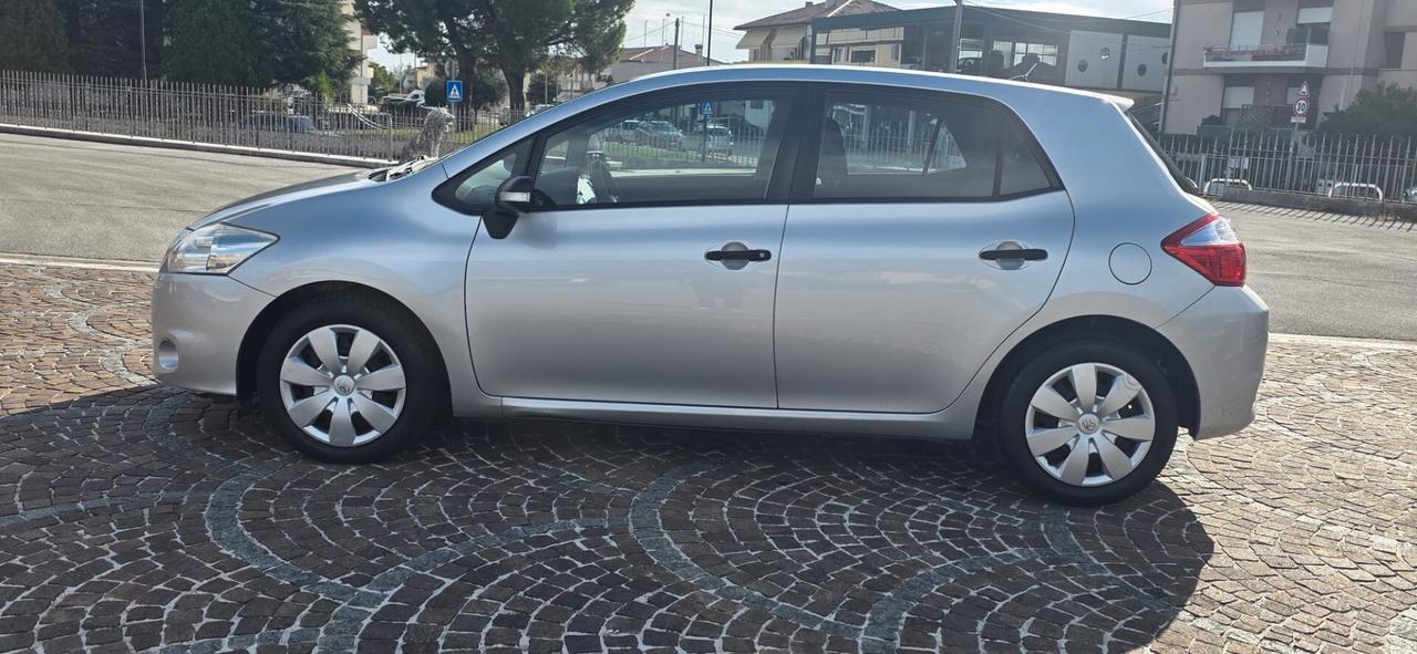 Toyota Auris 1.4 D-4D 5 porte Sol