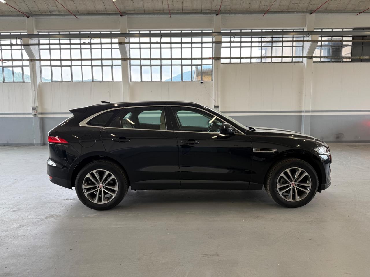 Jaguar F-Pace 2.0 D 180 CV 2016 euro6