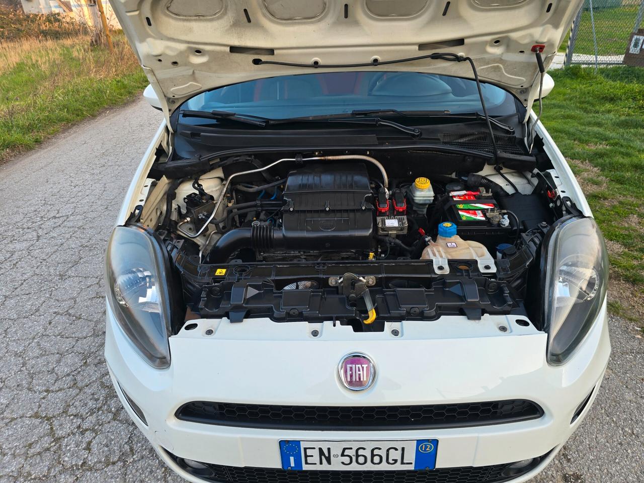 Fiat Punto 1.4 Natural Powver- Con GARANZIA - NEOPATENTATI